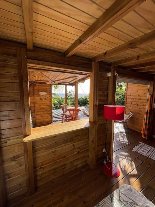 Kazakolibri Apartment Gourbeyre Екстериор снимка