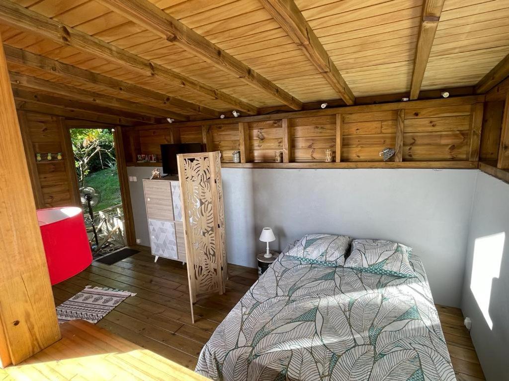 Kazakolibri Apartment Gourbeyre Екстериор снимка